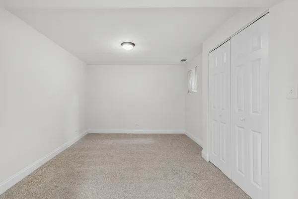 $415,000 | 6209 South University Avenue, Unit 1, Chicago, IL 60637