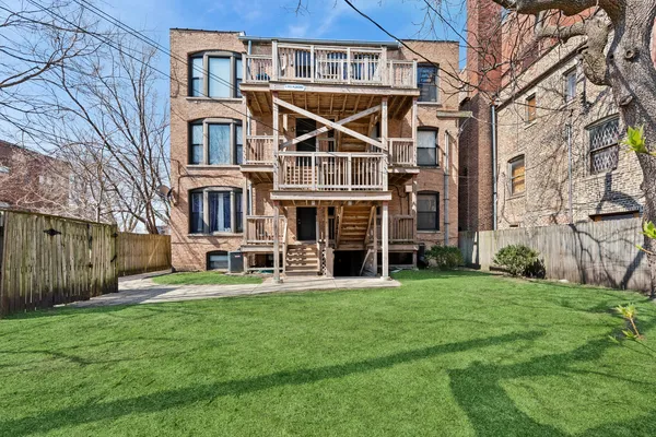 $415,000 | 6209 South University Avenue, Unit 1, Chicago, IL 60637