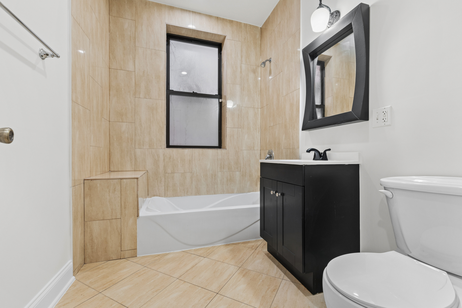 6209 South University Avenue, Unit 1 Chicago, IL 60637 - Photo 8 of 23