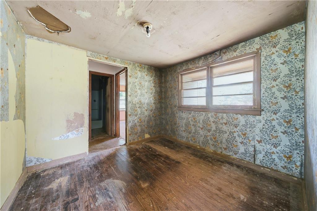535 Kent Street Bowdon, GA 30108 - Photo 9 of 21