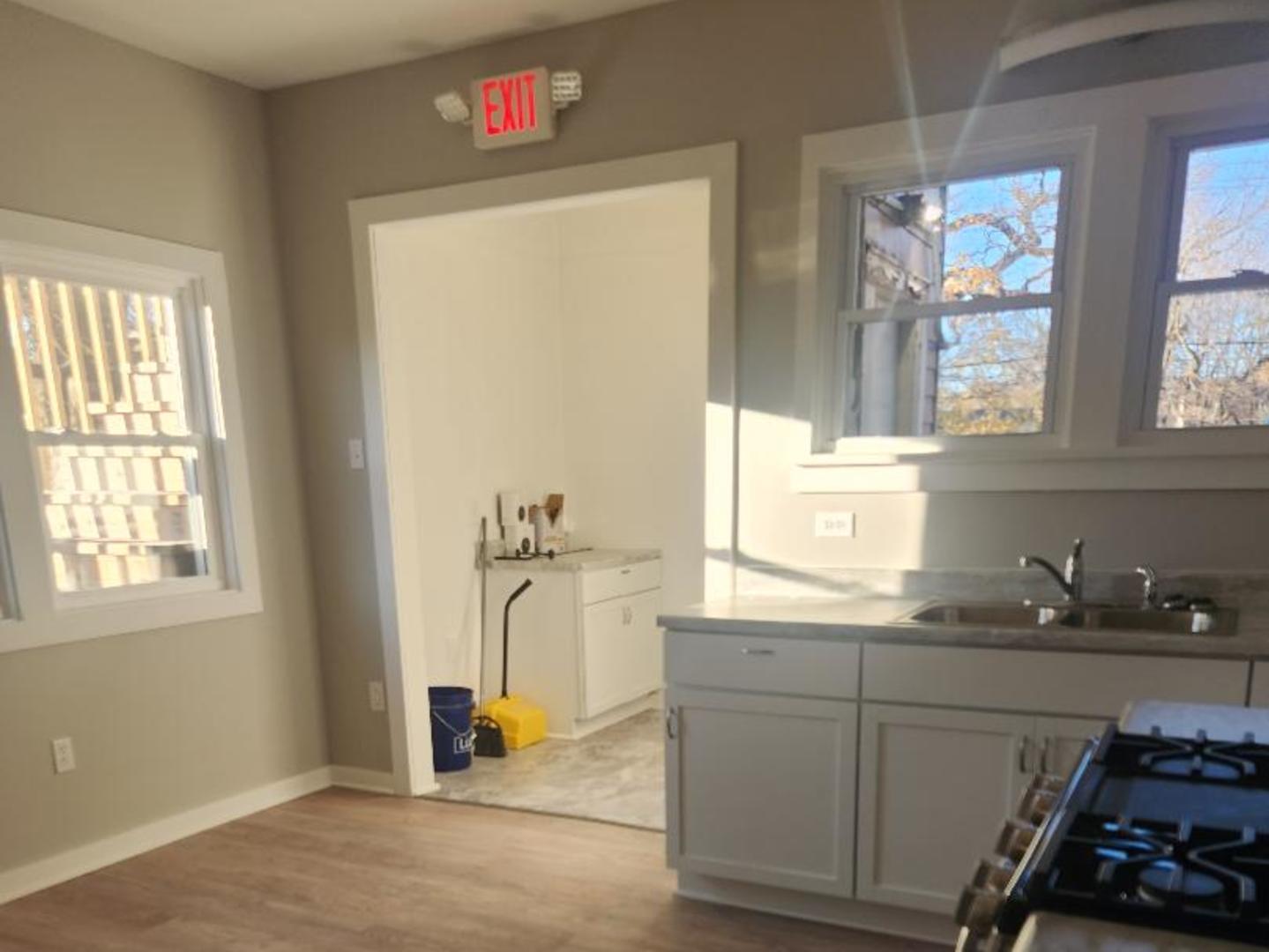 345 Augusta Avenue DeKalb, IL 60115 - Photo 3 of 25