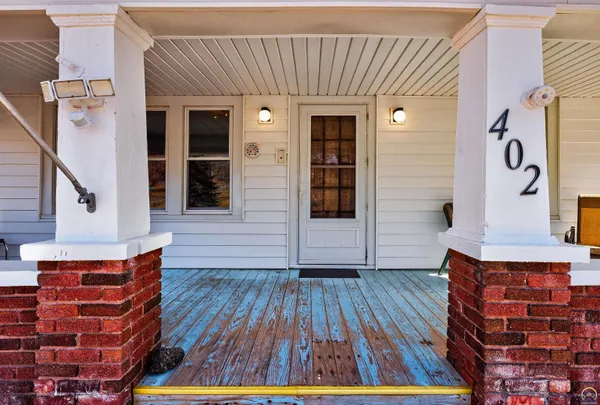 $199,900 | 402 Locust Street, Eskridge, KS 66423