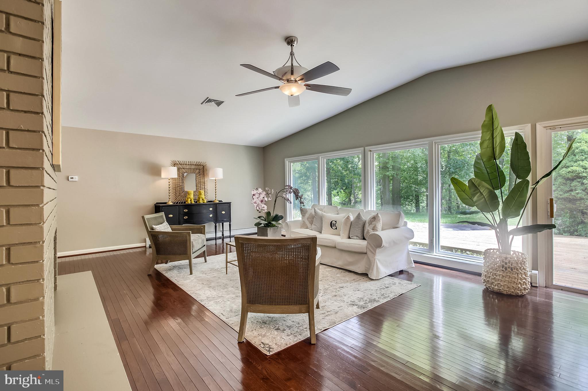 8202 Anita Road Baltimore, MD 21208 - Photo 9 of 79 Gallery Image 9