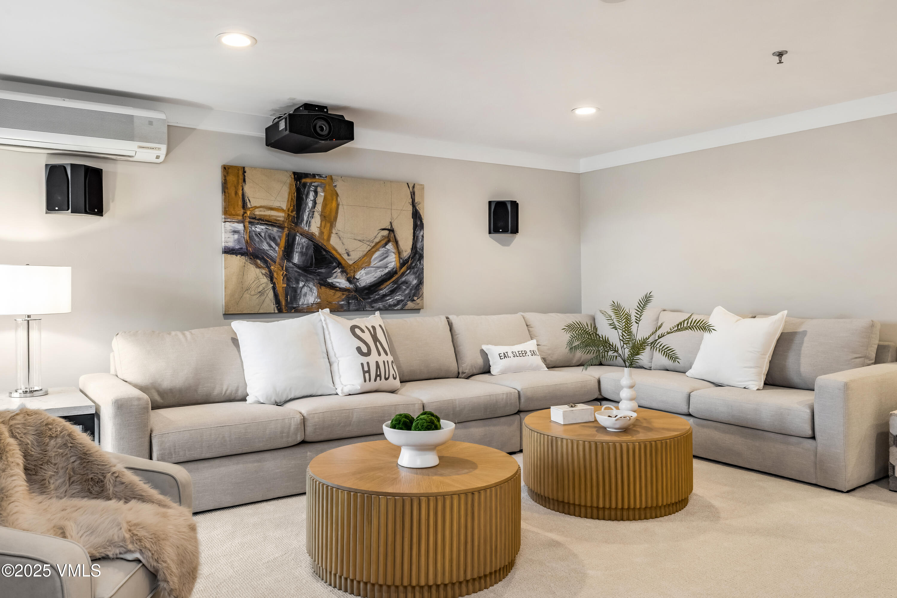 714 West Lionshead Circle, Unit 683 Vail, CO 81657 - Photo 25 of 54 Family Room