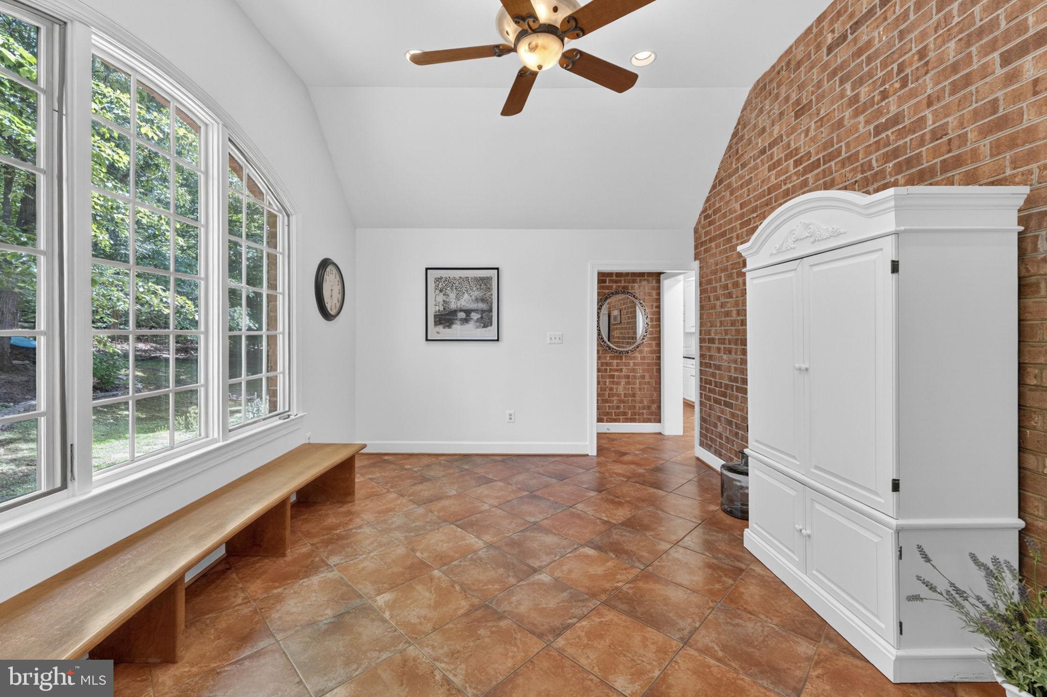 4531 Den Haag Road Warrenton, VA 20187 - Photo 38 of 103