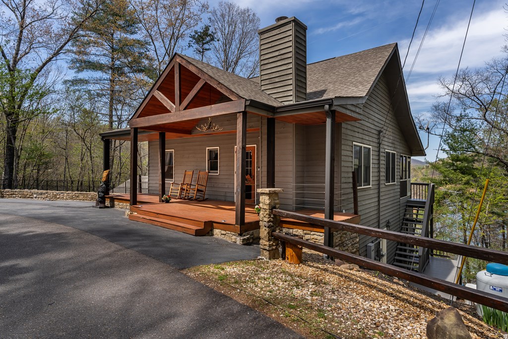 1227 Village Road Murphy, NC 28906 - Photo 6 of 49