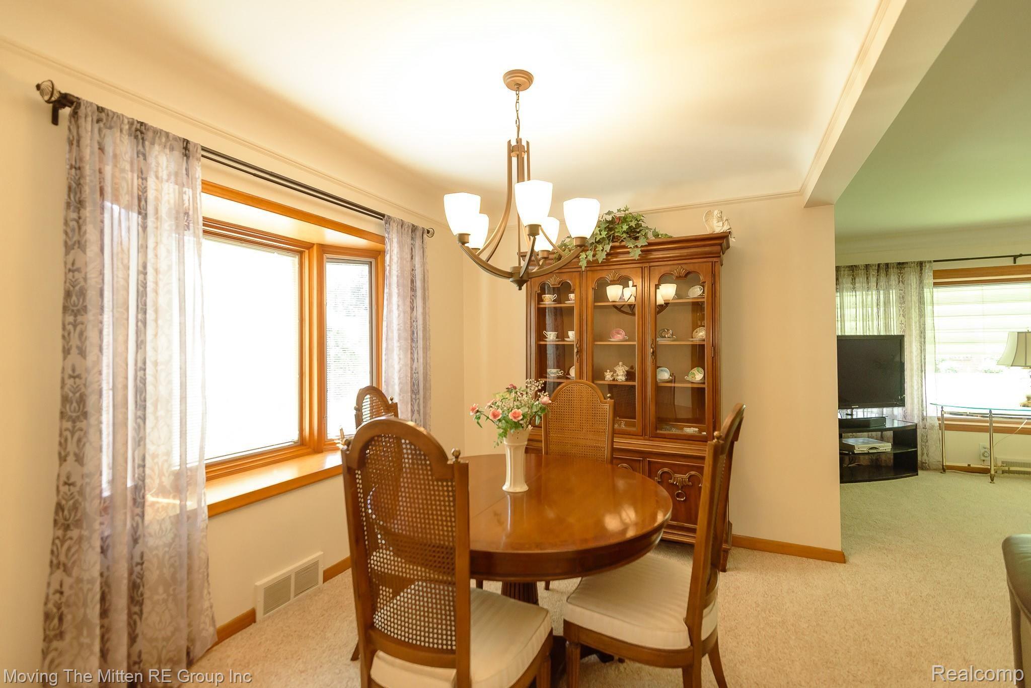 9345 Ruth Avenue Allen Park, MI 48101 - Photo 9 of 57 MTM_9345_ruth-27.jpg