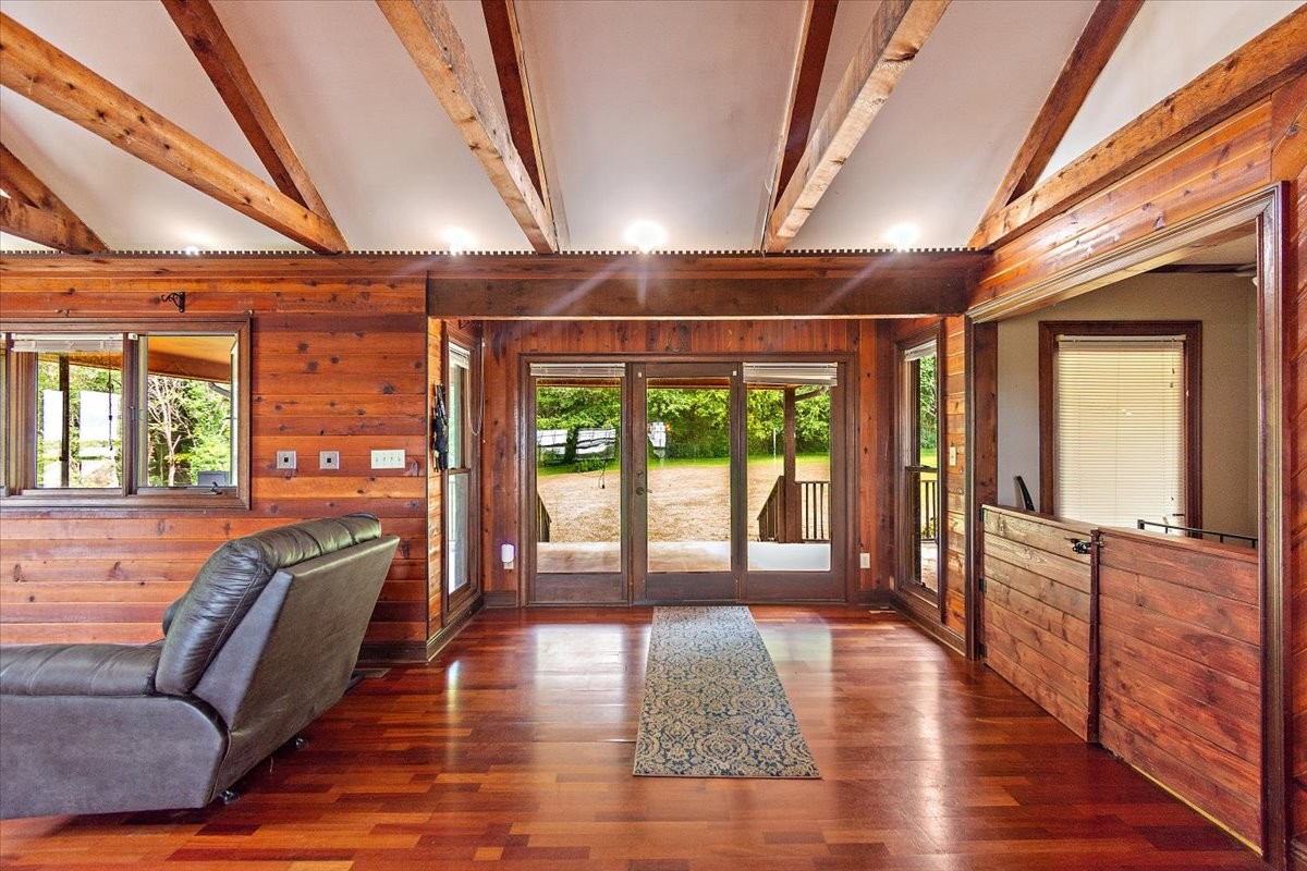 1510 Penile Hill Road Decherd, TN 37324 - Photo 13 of 34 a view of an entryway with wooden floor