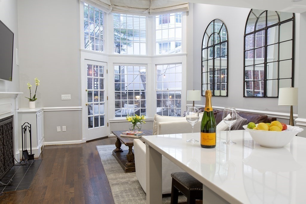 40 Joy Street, Unit 2 Boston, MA 02114 - Photo 2 of 13 a dining room with furniture and window