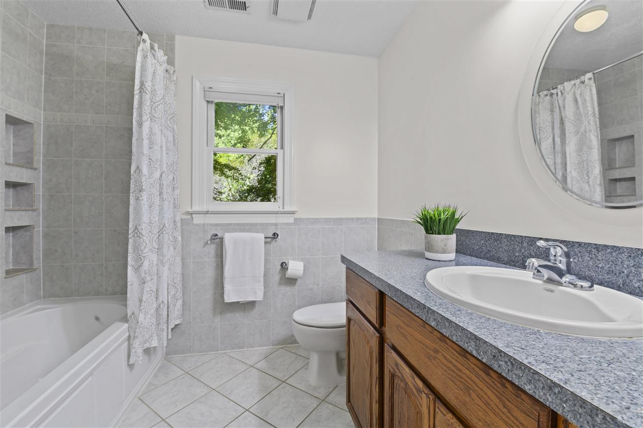 12429 Whartons Way Raleigh, NC 27613 - Photo 17 of 30 Photo 17