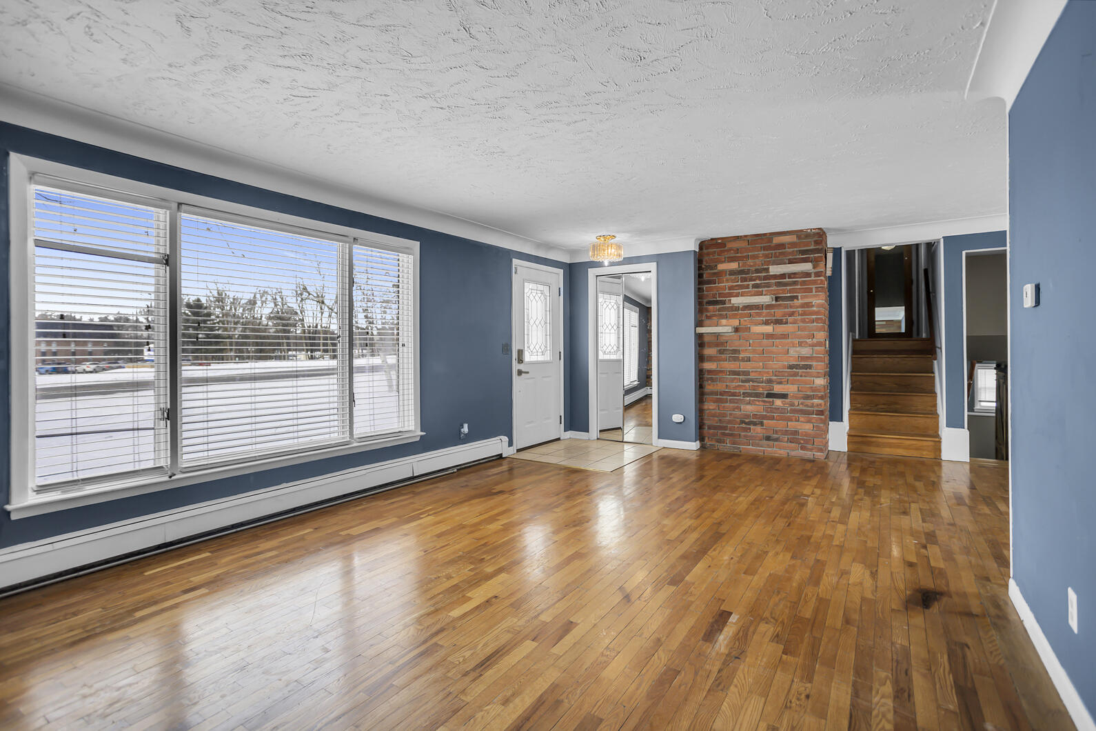 627 Robinson Road Jackson, MI 49203 - Photo 12 of 35 0N0A8963