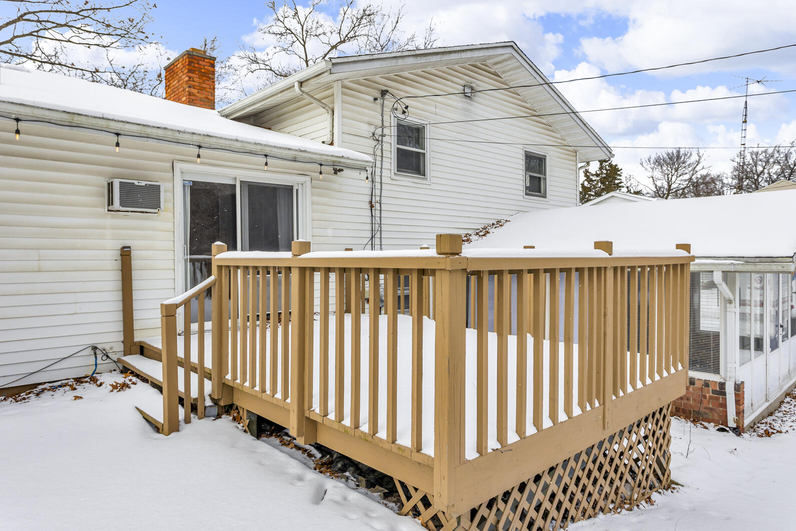 627 Robinson Road Jackson, MI 49203 - Photo 8 of 35 0N0A9048
