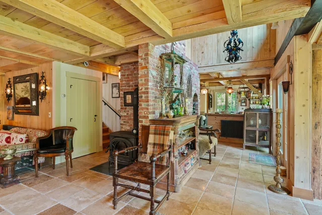 $2,250,000 | 157 Ben Chase Road, West Tisbury, MA 02568