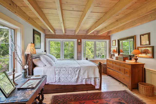 $2,250,000 | 157 Ben Chase Road, West Tisbury, MA 02568