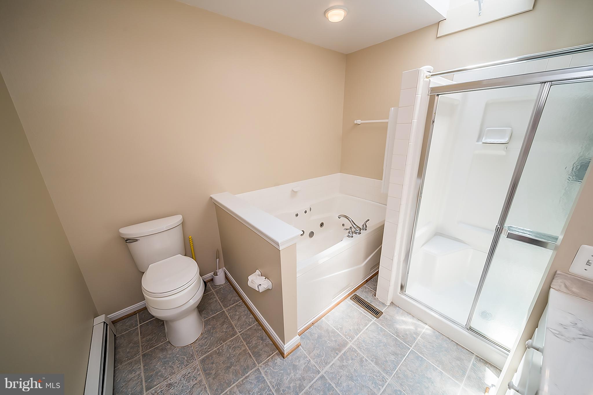 45277 Scotch Neck Road Hollywood, MD 20636 - Photo 12 of 30 Bath (Master)