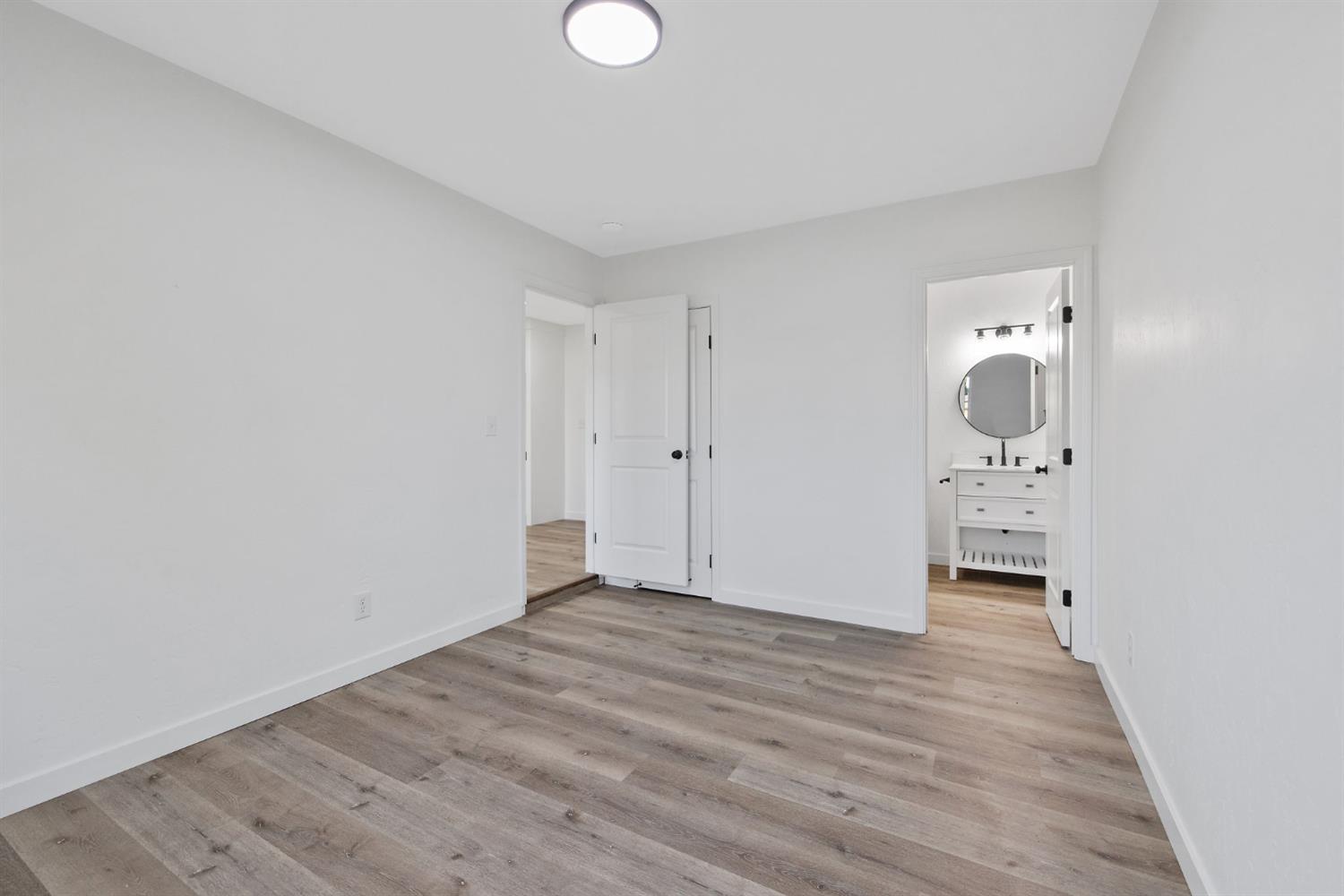 8728 East Khan Street Selma, CA 93662 - Photo 11 of 27
