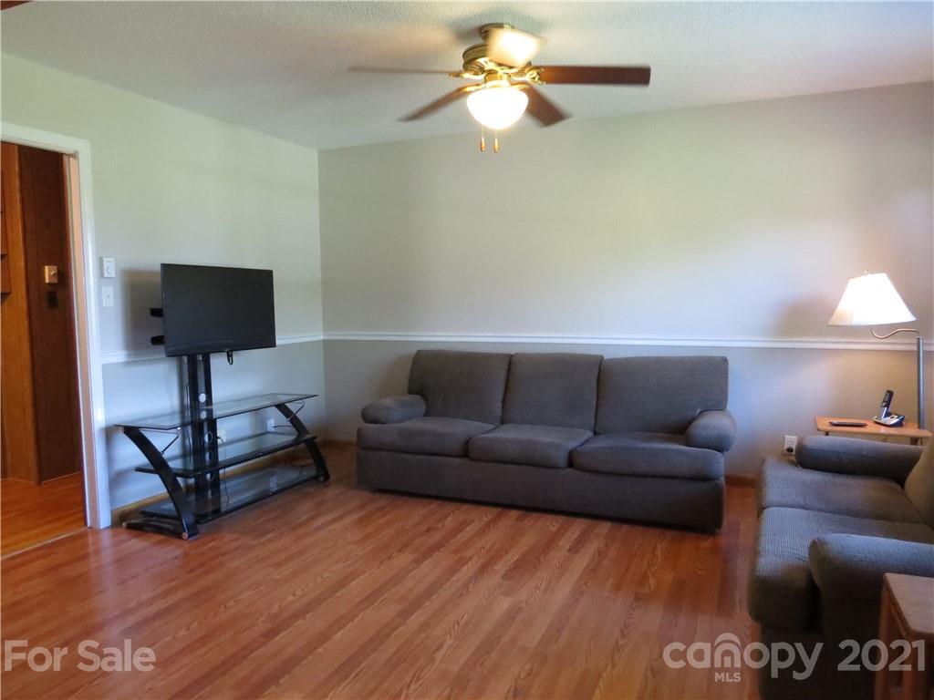 528 Grassy Knob Road Union Grove, NC 28689 - Photo 2 of 40 Gallery Image 2