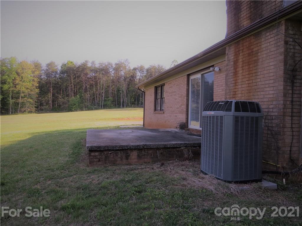 528 Grassy Knob Road Union Grove, NC 28689 - Photo 30 of 40 Gallery Image 30