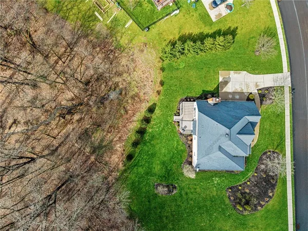 $700,000 | 535 Dorchester Drive, Seven Fields, PA 16046