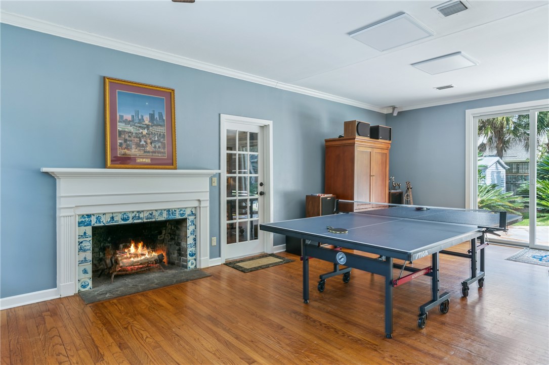 625 May Joe Street St. Simons Island, GA 31522 - Photo 23 of 73 Family room