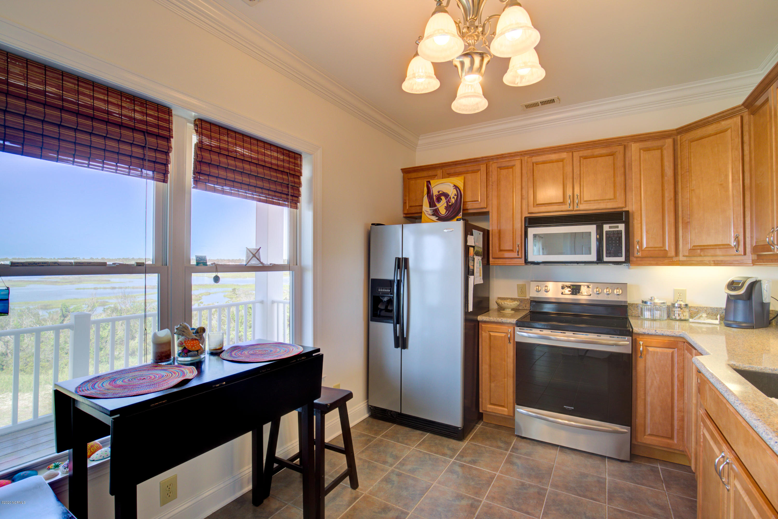 1263 New River Inlet Road North Topsail Beach, NC 28460 - Photo 34 of 71 kitchen