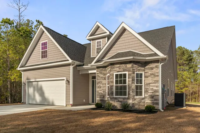 $369,000 | 565 Timber Creek Drive, Loris, SC 29569