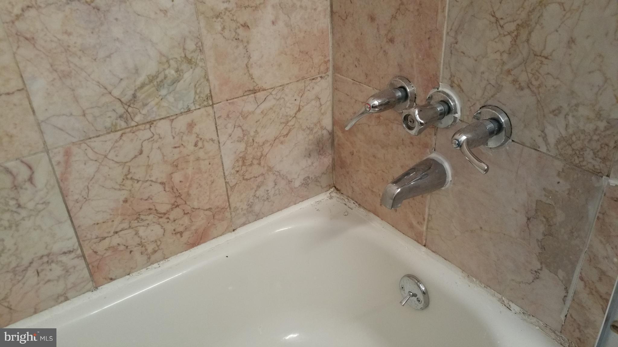 416 Denham Road Rockville, MD 20851 - Photo 19 of 25 Bath