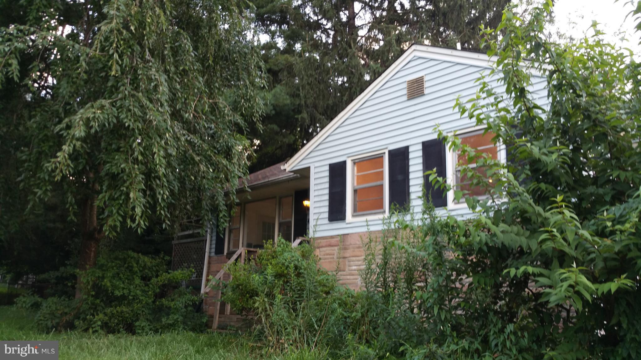 416 Denham Road Rockville, MD 20851 - Photo 4 of 25 Front view