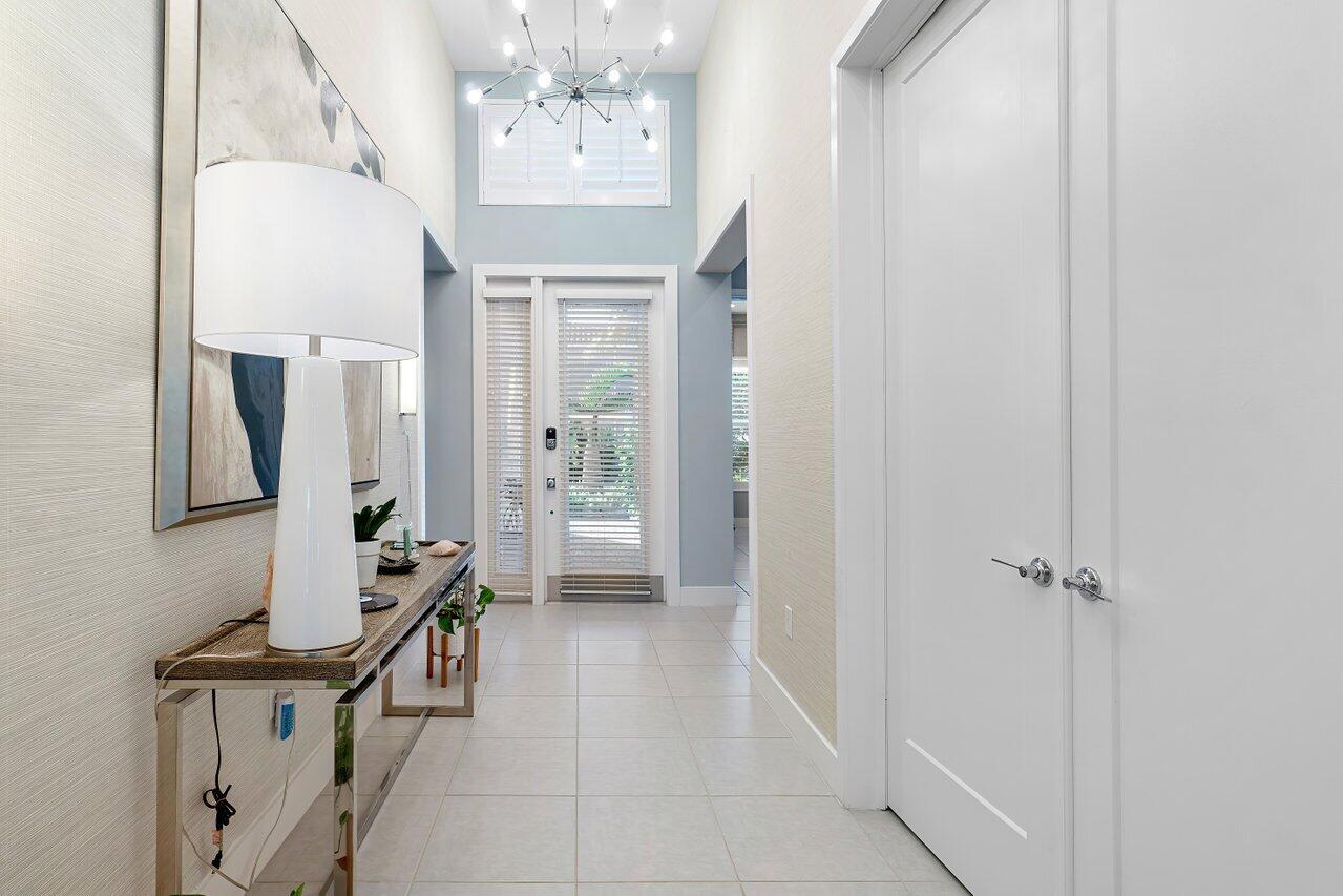15434 Blue River Road Delray Beach, FL 33446 - Photo 6 of 64 006-15434BlueRiverRoad-DelrayBeach-FL-33