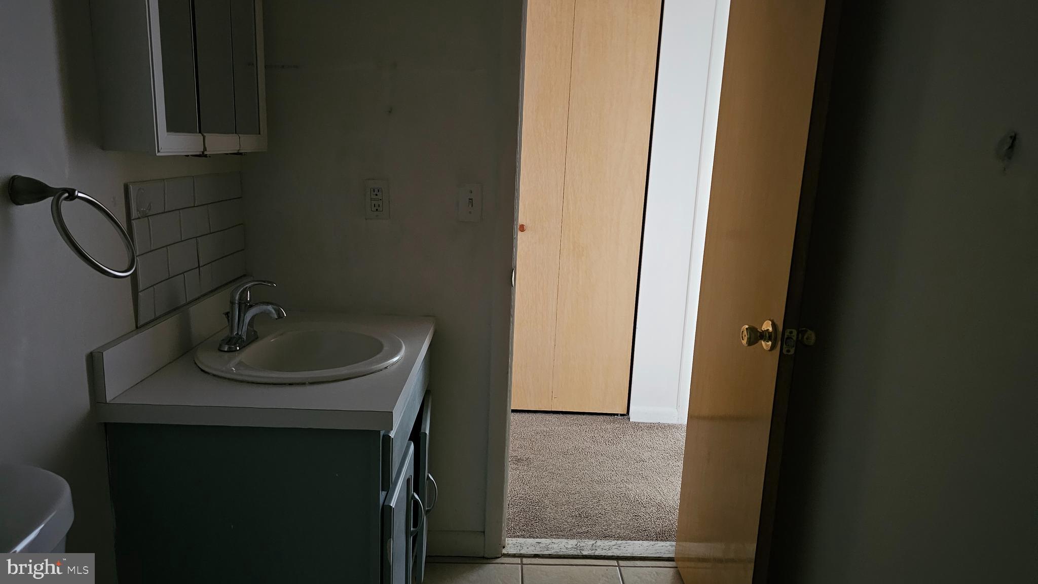 9428 Woodbridge Road, Unit 2 Philadelphia, PA 19114 - Photo 15 of 24