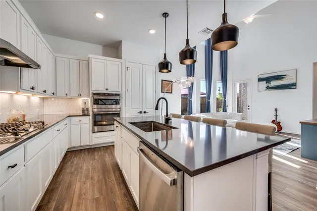 $3,000 | 7520 Denney Drive, North Richland Hills, TX 76180