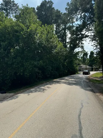 $1,050 | 10112 Barberry Street, Willis, TX 77318