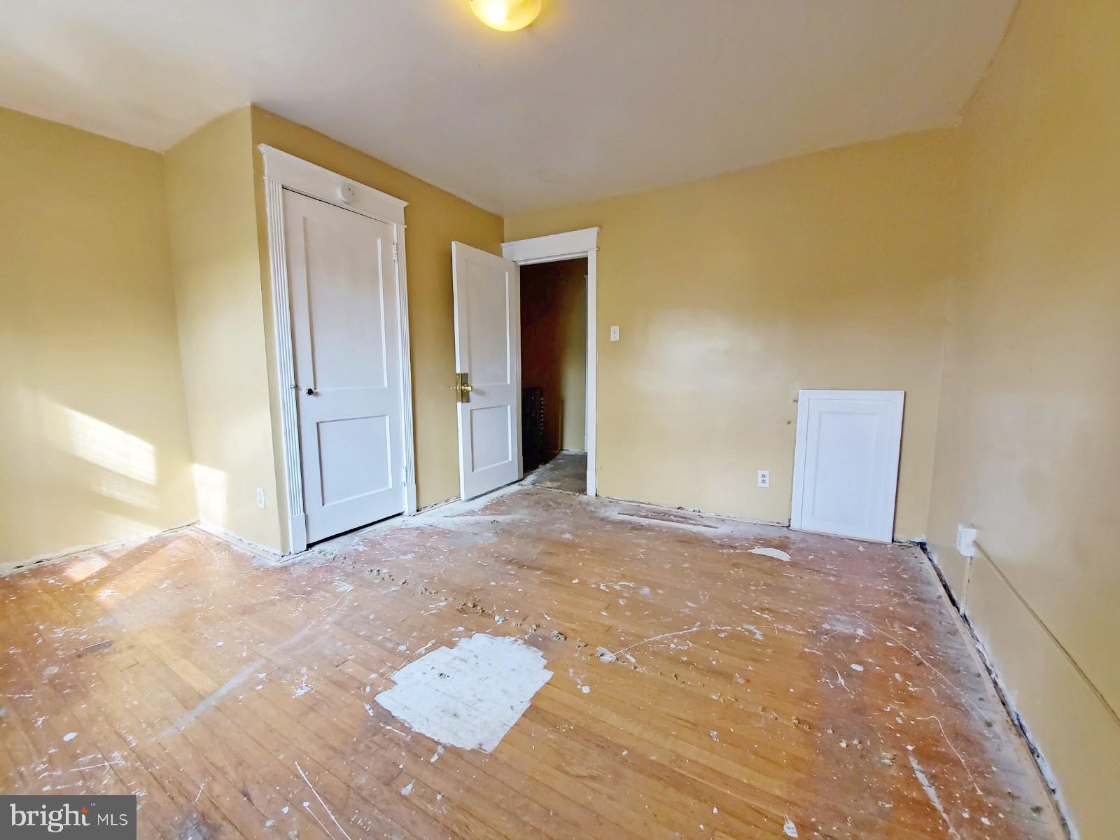 409 Croyden Road Upper Darby, PA 19082 - Photo 8 of 17 Bedroom 1