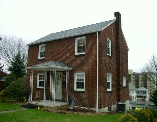 918 5th Avenue Conway, PA 15027 - Photo 1 of 8 Exterior Front.