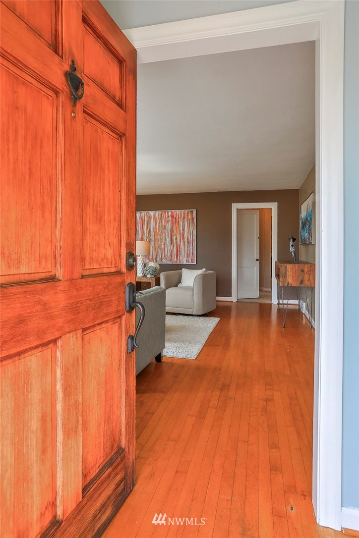 2142 North 86th Street Seattle, WA 98103 - Photo 2 of 25 Gallery Image 2