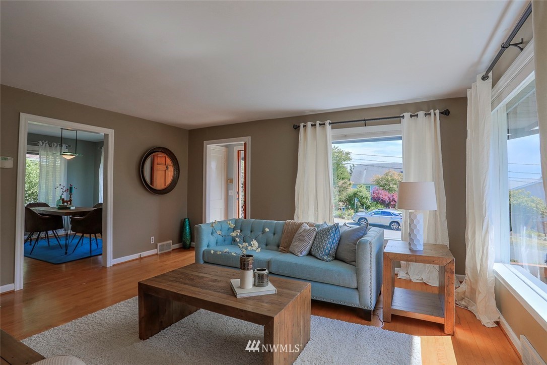 2142 North 86th Street Seattle, WA 98103 - Photo 3 of 25 Gallery Image 3