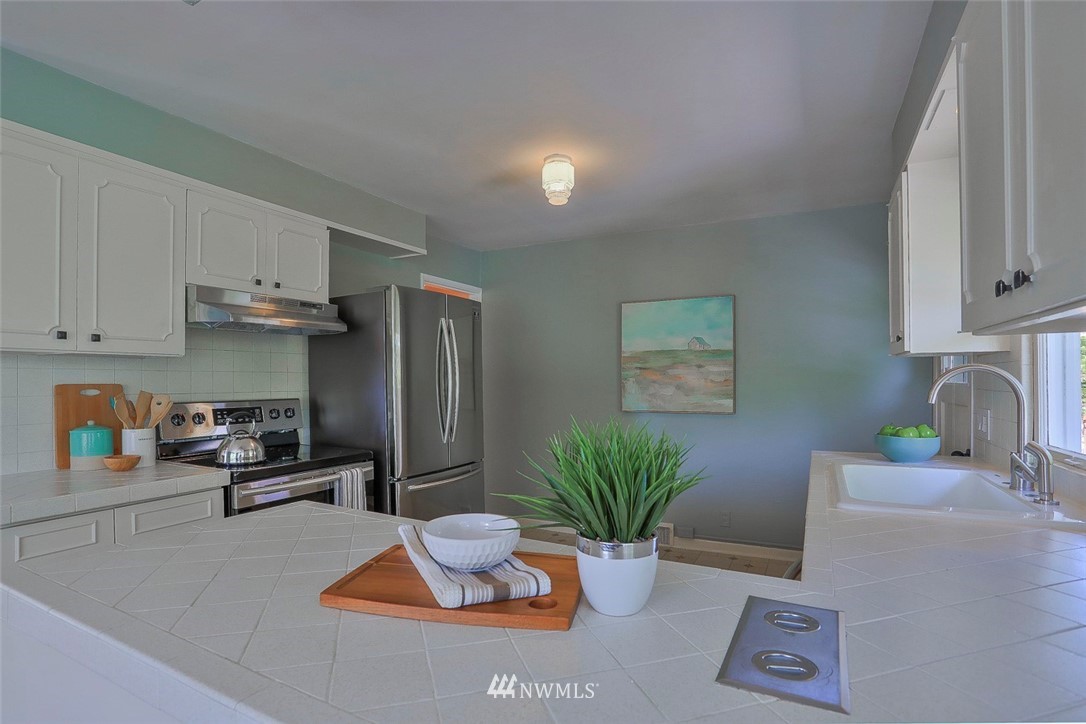 2142 North 86th Street Seattle, WA 98103 - Photo 9 of 25 Gallery Image 9