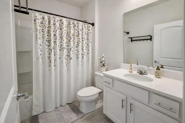 $3,300 | 49773 Lantern Way, Canton, MI 48188