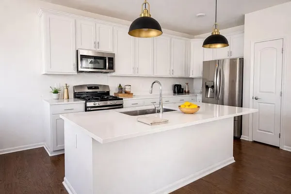 $3,300 | 49773 Lantern Way, Canton, MI 48188