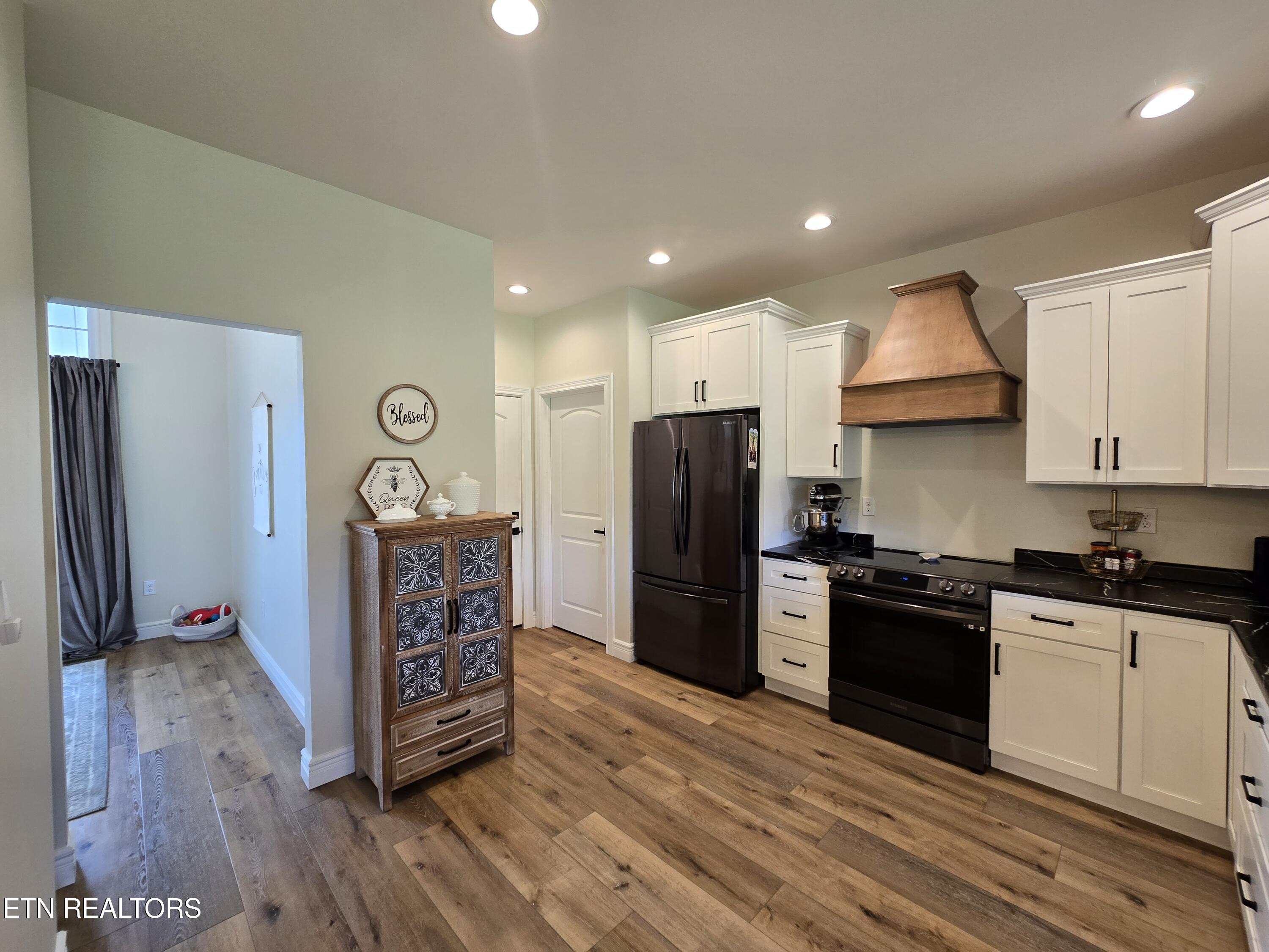 174 Kent Road Harrogate, TN 37752 - Photo 16 of 39 20250613_163355