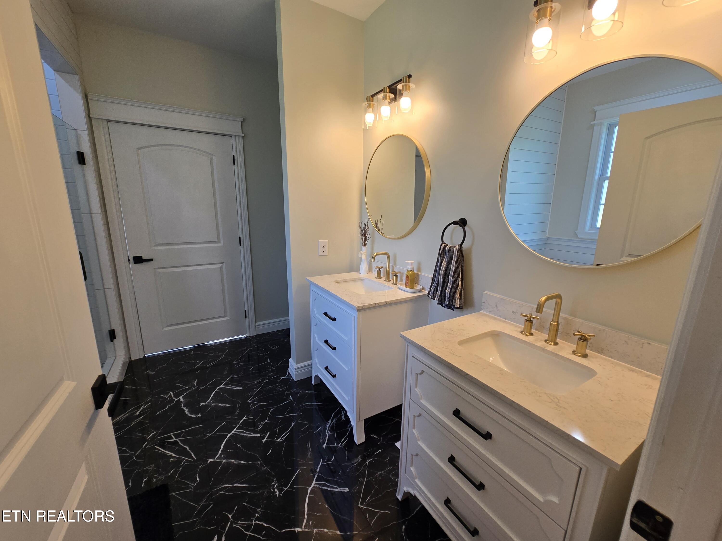174 Kent Road Harrogate, TN 37752 - Photo 24 of 39 20250613_163448