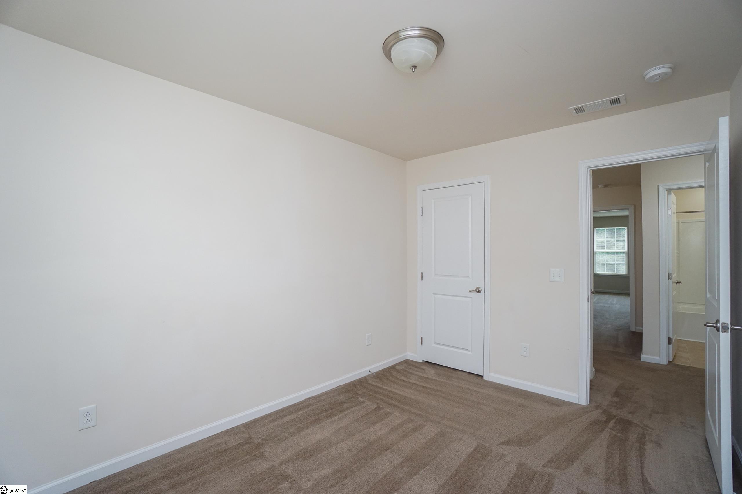 146 Awendaw Way Greenville, SC 29607 - Photo 27 of 32 Gallery Image 27
