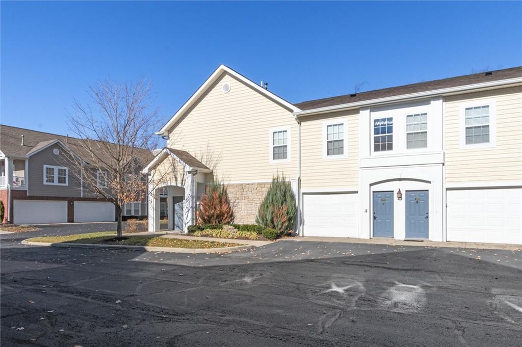 1328 Shadow Ridge Road, Unit C Carmel, IN 46280 - Photo 2 of 32 Gallery Image 2