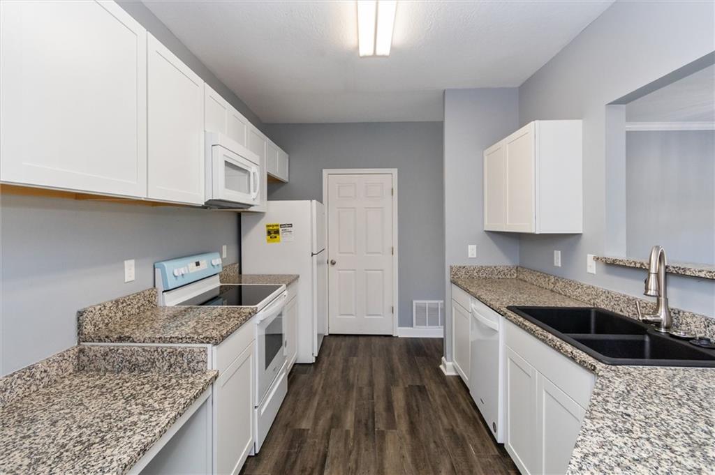 1328 Shadow Ridge Road, Unit C Carmel, IN 46280 - Photo 14 of 32 Gallery Image 14