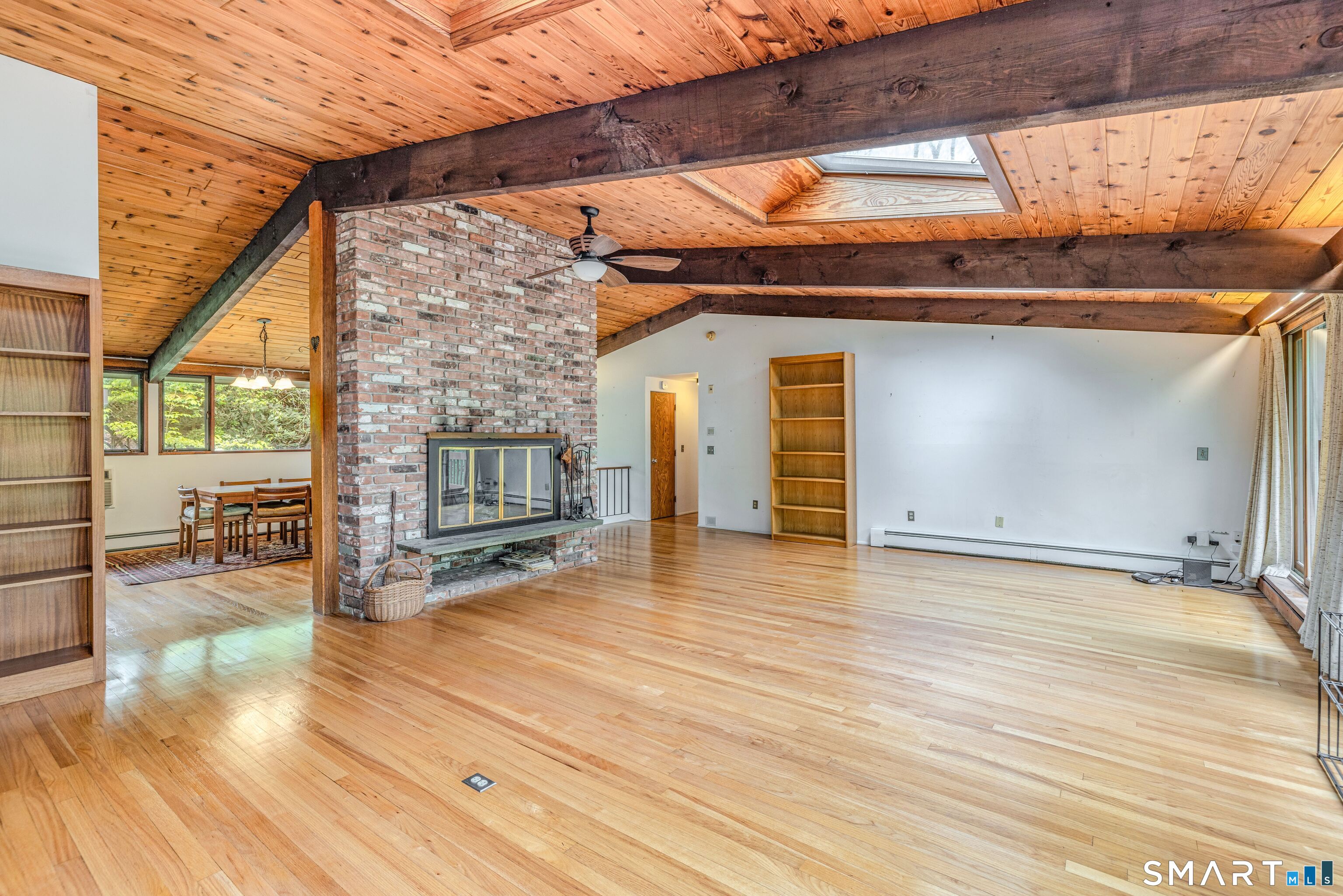 88 Hillyndale Road Mansfield, CT 06268 - Photo 7 of 40