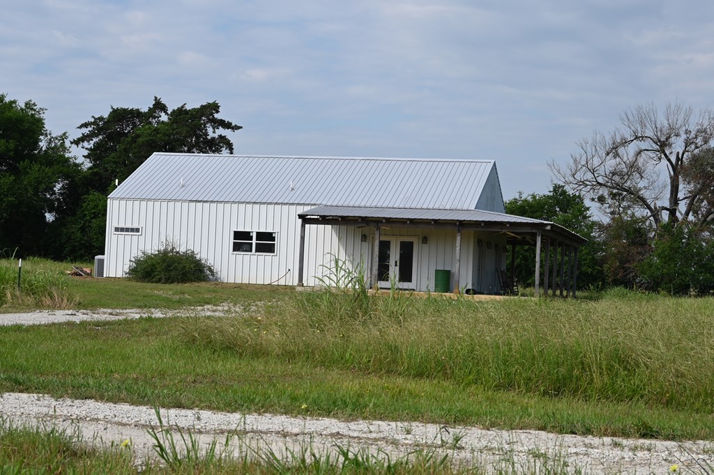 8698 River Bend Road Oakwood, TX 75855 - Photo 11 of 55
