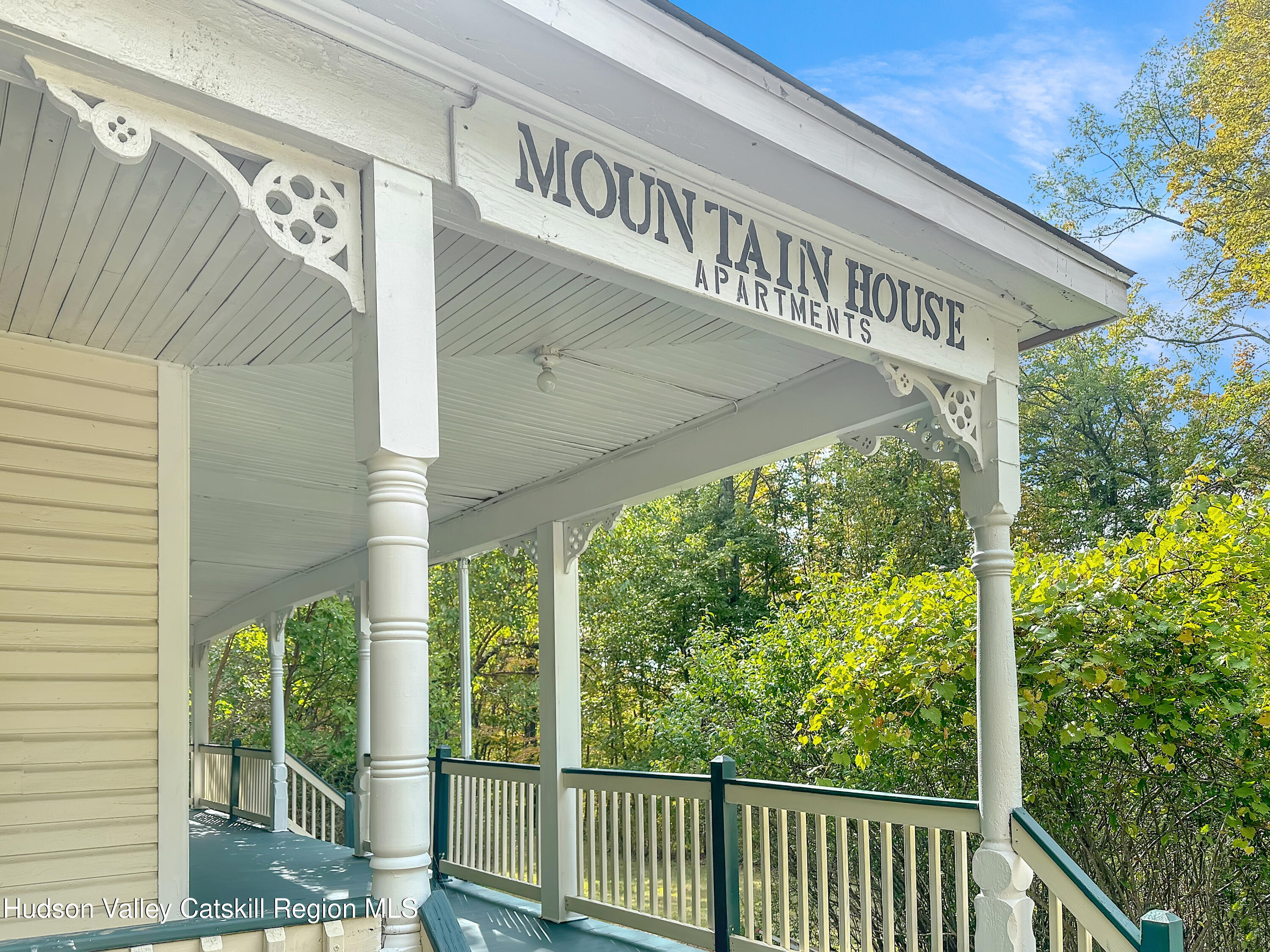 72 Meads Mountain Road, Unit 5 Woodstock, NY 12498 - Photo 3 of 20 a street sign that is on a pole