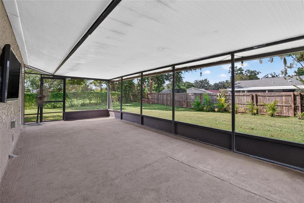 2531 Ridge Top Way Valrico, FL 33594 - Photo 49 of 77 Gallery Image 49