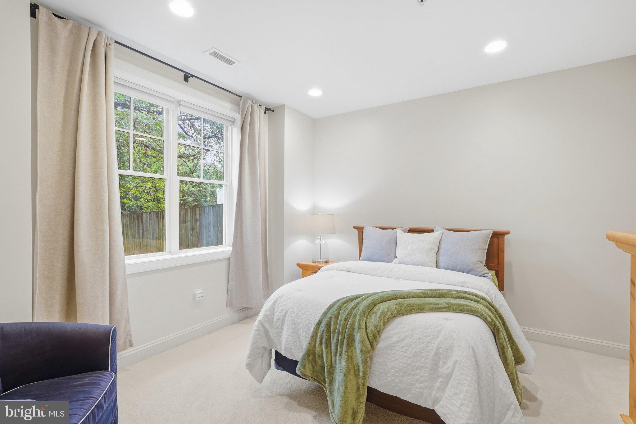 5813 Ipswich Road Bethesda, MD 20814 - Photo 58 of 70 Gallery Image 58