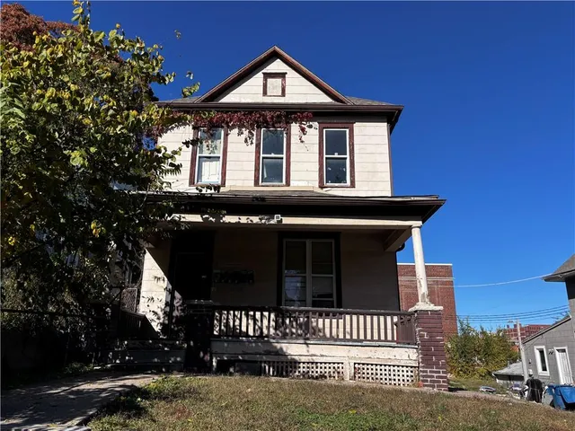 $275,000 | 820 Tauromee Avenue, Kansas City, KS 66101